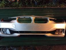 Передний бампер BMW F30