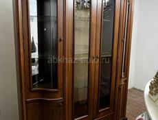 Сервант, хорошего качества. 