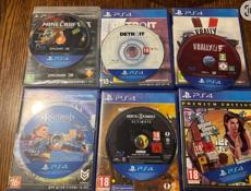 Ps4 в хорошем состоянии 1т памяти 6 дисков 2 джойстика все провода зарядка для джойстиков , цена 20.000р