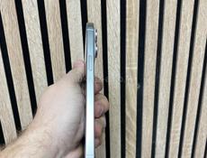 15 pro max 256 Natural, аккумулятор 89%