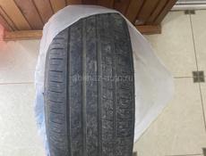 R18 235/40 одна шина почти ка кит новая ,