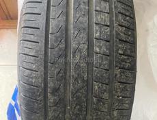 R18 235/40 одна шина почти ка кит новая ,