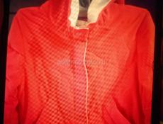 ПРОДАМ ДЕТКИЕ КУРТКИ РАЗНЫЕ РАЗМЕРЫ  !! 