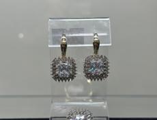 Бижутерия/парфюмерия/колготки/кошельки