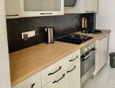 3 - К. КВАРТИРА  У ЦЕНТРА СУХУМА С ВИДОМ НА МОРЕ