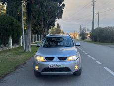 Mitsubishi Outlander XL
