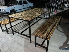 Стол и две лавочки