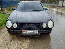 Mercedes-Benz E-Класс