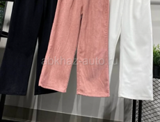 В наличии женская одежда 