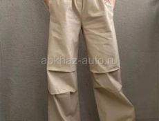 В наличии женская одежда 