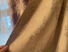 Шторы  2 штуки из плотной ткани с прихватами в отличном состоянии 