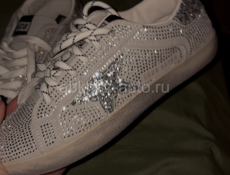 Продаю обувь ! Новая 