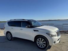 Infiniti QX56