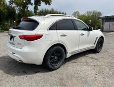 Infiniti FX