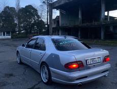 Mercedes-Benz E-Класс