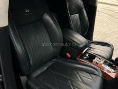 Infiniti QX56