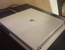 Ps 4 slim