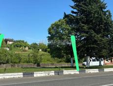 Срочно продается земельный участок по центральной трассе 15 соток. Обмен не интересует!