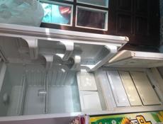 Продам холодильники и стиралку 