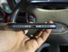 Айфон 11 64г, полный комплект, все в оригинале все работает, цена 13.000 тысяч 