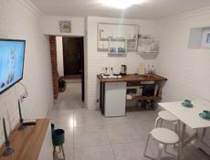 Сдаётся однокомнатная квартира в центре Сухума 