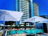 Официанты, мармитчики на шведскую линию