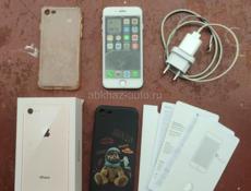 Iphone 8. 64Gb. АКБ 100%