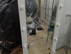 Зеркало с подсветкой 