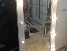 Зеркало с подсветкой 