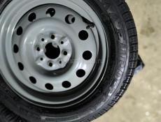 Диски с шинами 