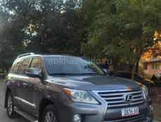 Lexus LX
