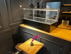 Продается мебель для бизнеса 