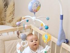 Продам мобиль в кроватку