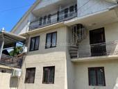 Продаются 2 дома с отдельными участками 10 сот и 4,5 сот (Виэм)