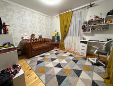 Продаются 2 дома с отдельными участками 10 сот и 4,5 сот (Виэм)