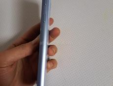 Продаю срочно телефон