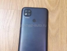 Продаю редми телефон