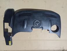 Декоративная крышка двигателя