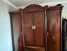 Спальный гарнитур