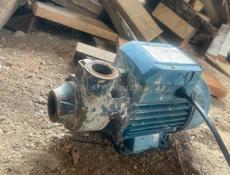Мотор , насос 