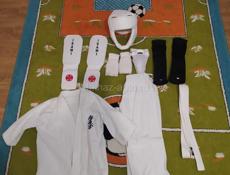 Продам форму для джиу джитсу возраст ребенка 8-9 лет