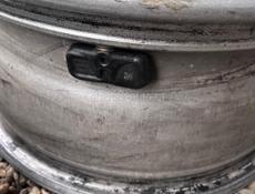 диск с покрышкой на gs