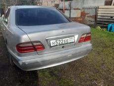 Mercedes-Benz E-Класс