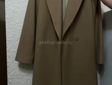 Продам Пальто Massimo Dutti