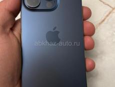 Айфон 15 ПРО 128 гб.Акб 80% телефон в хорошем состоянии стоит бронистекло и чехол 