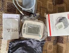 Тонометр Новый «говорящий» с коробкой, чехлом и инструкцией 