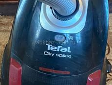 Пылесос Tefal  б/у в хорошем состоянии в своей коробке, с инструкцией 
