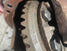 Продам редуктор ваз 2106 сроооочноо 