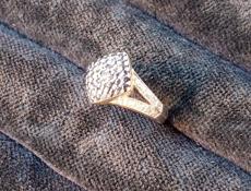 Кольцо золотое