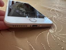 iPhone в отличном состоянии.